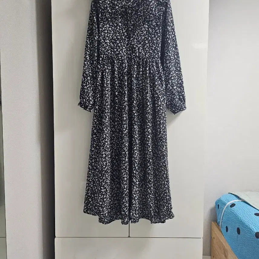 [BUNJANG] Floral Frill Long Dress / 잔꽃  프릴 롱원피스(새상품)