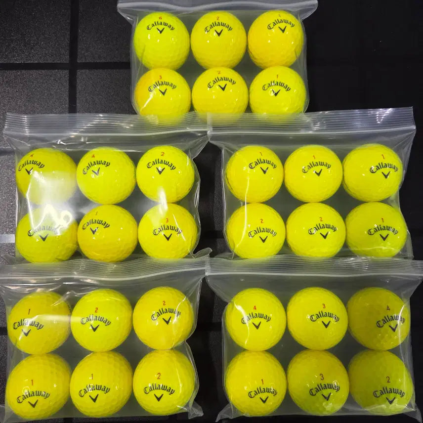 [BUNJANG] Callaway A-Grade Glossy Color Used Golf Balls (30-Ball Pack) / 캘러웨이 A급 유광 컬러 로스트볼 30구 중고골프공