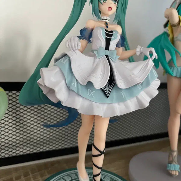 [BUNJANG] Hatsune Miku Figure / 하츠네 미쿠 피규어