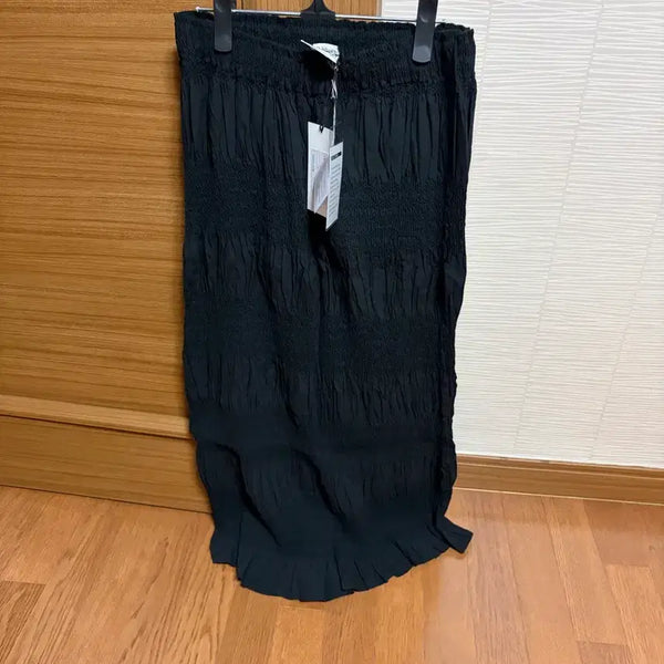 [BUNJANG] Issey Miyake Pleated Skirt / 미 이세미야케 슈링크.스커트 입니다