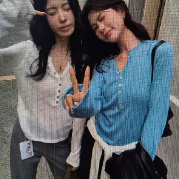 [BUNJANG] V-Neck Button Long Sleeve T-Shirt Multiple Colors / (해외배송)브이넥 단추 긴팔티 여러색상