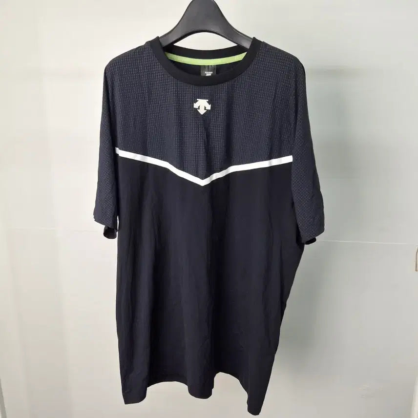 [BUNJANG] Descente Functional T-Shirt Men's Size 105 Navy / 데상트 기능성 티셔츠 남성105 6H5