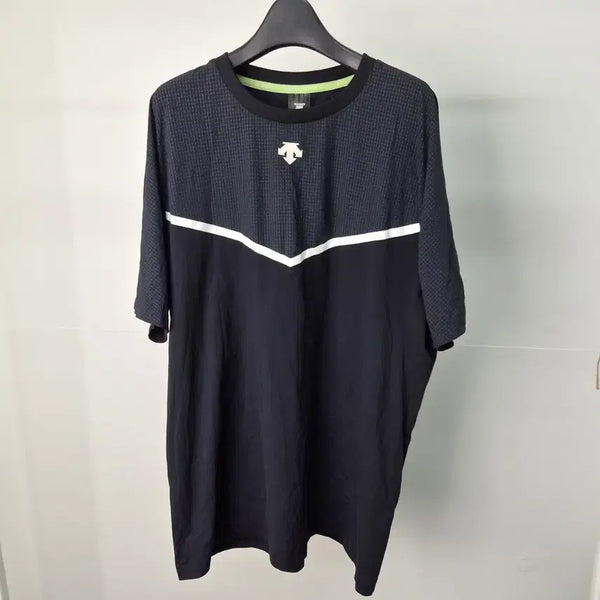 [BUNJANG] Descente Functional T-Shirt Men's Size 105 Navy / 데상트 기능성 티셔츠 남성105 6H5