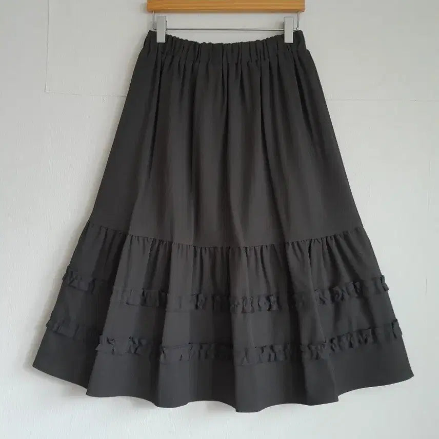 [BUNJANG] Charcoal Frill Ruffle Skirt / 차콜색 캉캉스커트