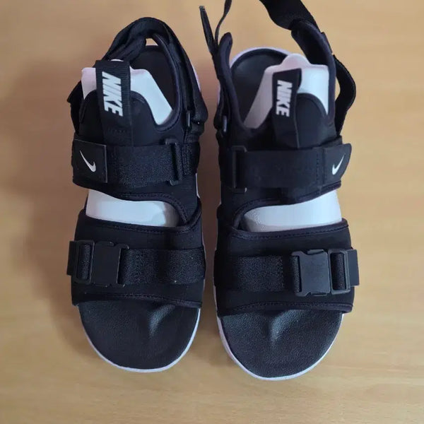 [BUNJANG] Nike Sandals Black White Size 290 / 나이키 샌들 블랙 화이트  사이즈 290