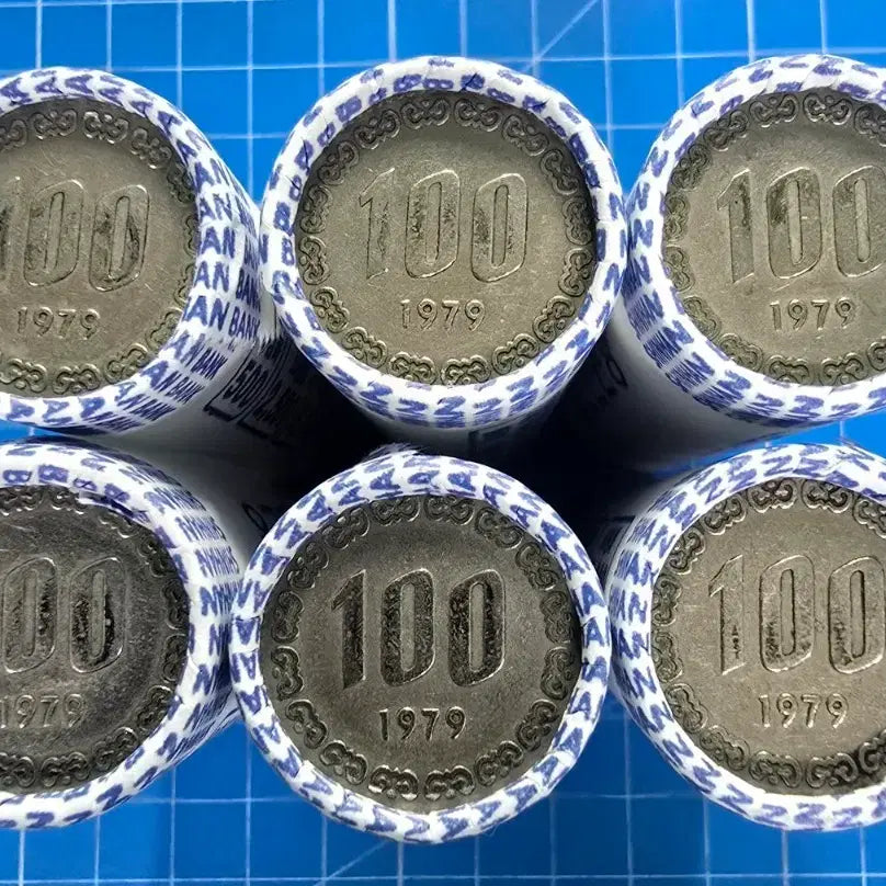 [BUNJANG] 1979 100 Won Coin Rolls (Bundle of 6, Total 300 Coins) / 1979년 100원 동전 롤 300개 일괄