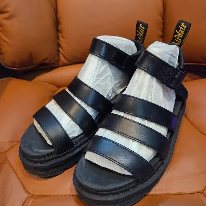 [BUNJANG] Dr. Martens Jadon Sandal Black / 닥터마틴 제이든 샌들 블랙