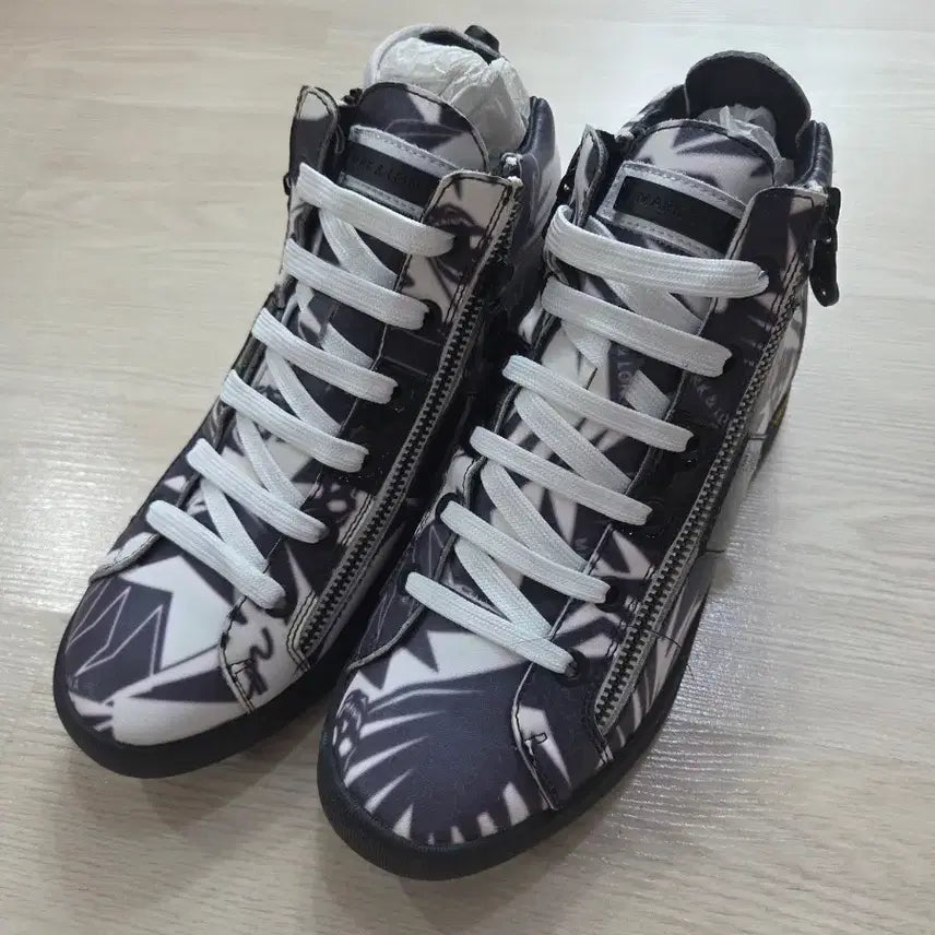 [BUNJANG] Mark &ロナ High-Top Sneakers / 마크앤로나 하이탑 스니커즈