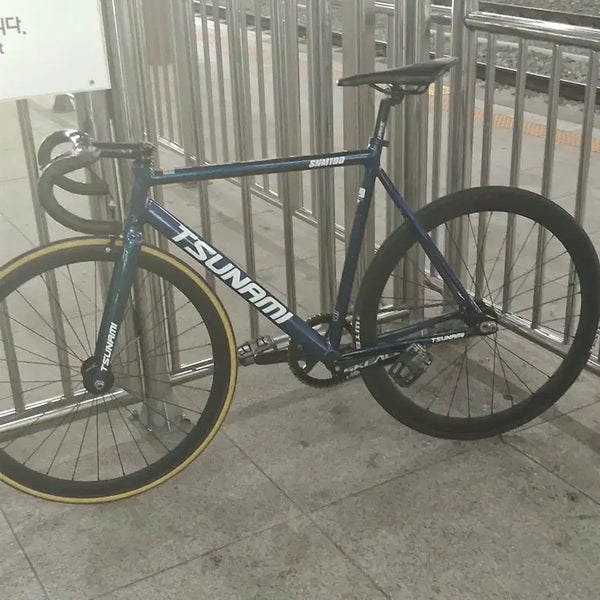 [BUNJANG] Tsunami SNM 100 Bicycle Frame Set with Zipp SL70 Handlebars and Spank Vibrocore Stem / 쓰나미