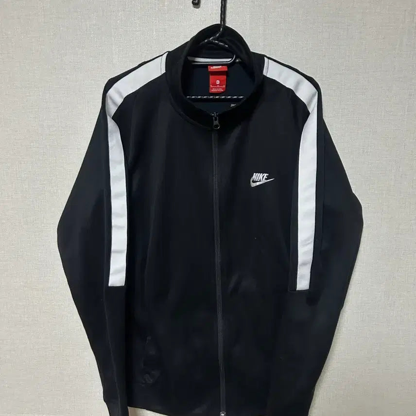 [BUNJANG] Nike Black Zip-Up Training Jacket / 나이키 검정색 집업 트레이닝 자켓