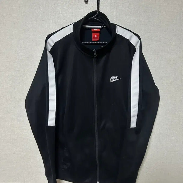 [BUNJANG] Nike Black Zip-Up Training Jacket / 나이키 검정색 집업 트레이닝 자켓