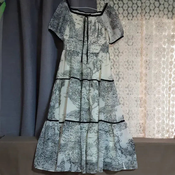 [BUNJANG] Satin Black and White European Pattern Chiffon Dress / satin 블랙앤화이트 유럽풍 패턴 쉬폰 원피스