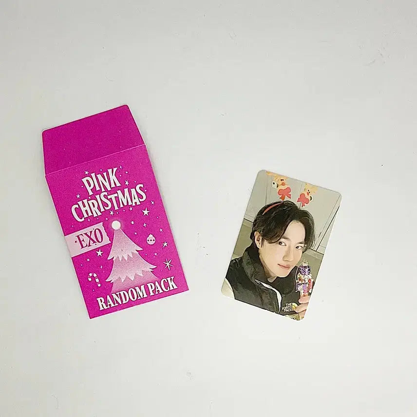 [BUNJANG] EXO SUHO 2024 Pink Christmas Photocard / 엑소 수호 2024 핑크 크리스마스 포토카드 포카2 EXO SUHO 2024 PINK CHRISTMAS PHOTOCARD 2