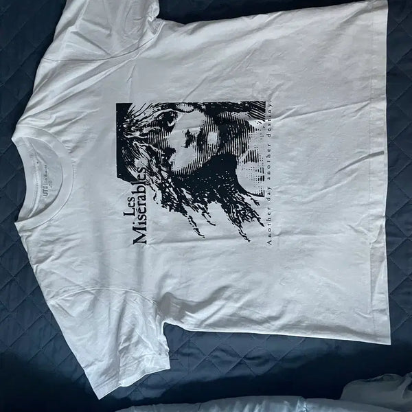 [BUNJANG] Uniqlo UT Les Misérables T-Shirt / 유니클로 UT 레미제라블 반팔 3XL