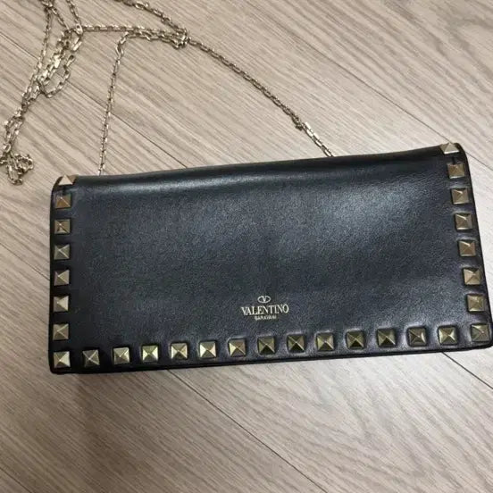[BUNJANG] Valentino Rockstud Chain Bag / 발렌티노 락스터드 체인백