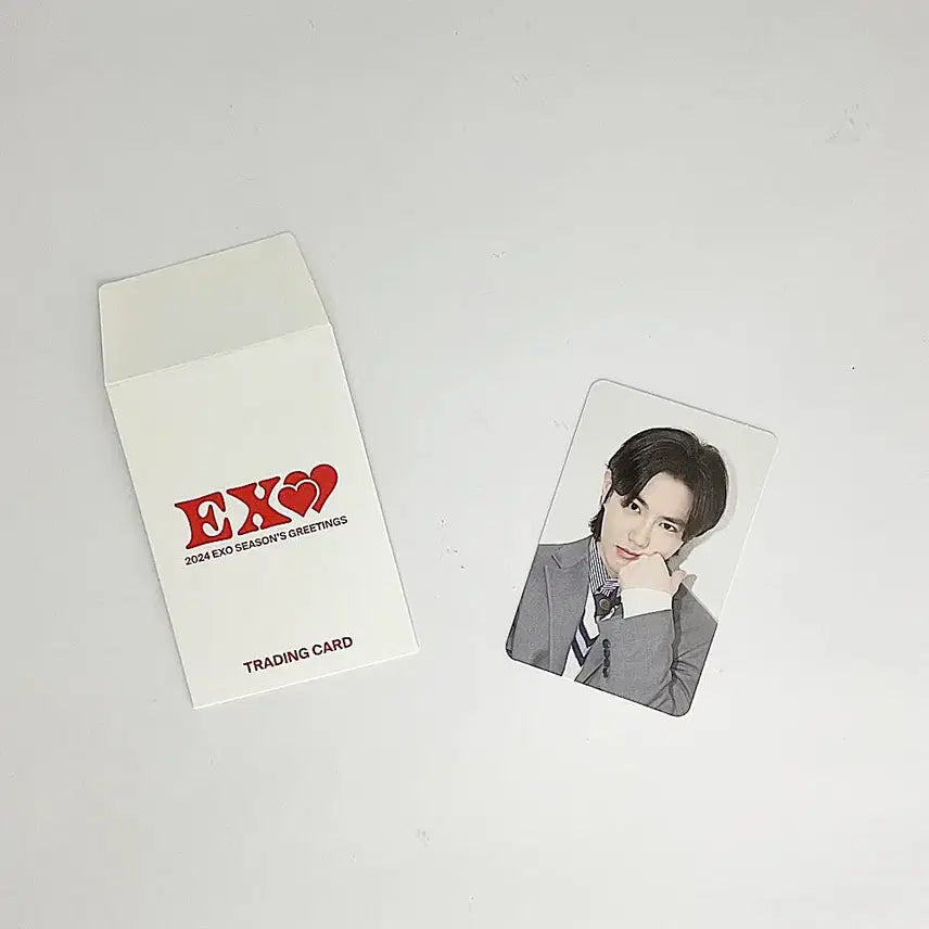 [BUNJANG] EXO SUHO 2024 Season's Greetings Trading Photocard A_4 / 엑소 수호 2024 시즌그리팅 트레이딩 카드 포토카드 포카 A_4 EXO SUHO 2024 SEASON'S GREETINGS PHOTOCARD A_4