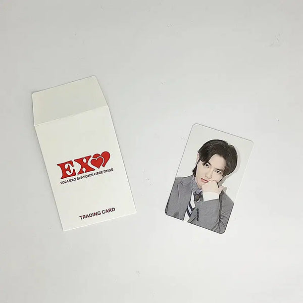 [BUNJANG] EXO SUHO 2024 Season's Greetings Trading Photocard A_4 / 엑소 수호 2024 시즌그리팅 트레이딩 카드 포토카드 포카 A_4 EXO SUHO 2024 SEASON'S GREETINGS PHOTOCARD A_4