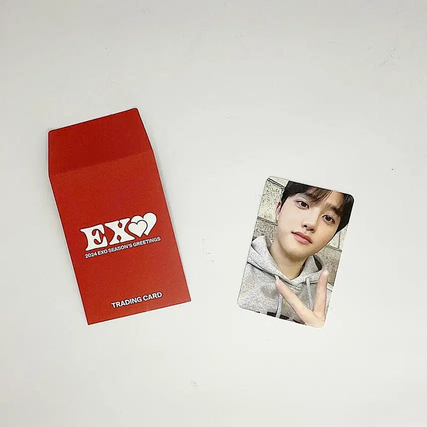 [BUNJANG] EXO D.O. 2024 Season's Greetings Trading Photocard B_2 / 엑소 디오 2024 시즌그리팅 트레이딩 카드 포토카드 포카 B_2 EXO D.O. 2024 SEASON'S GREETINGS PHOTOCARD B_2