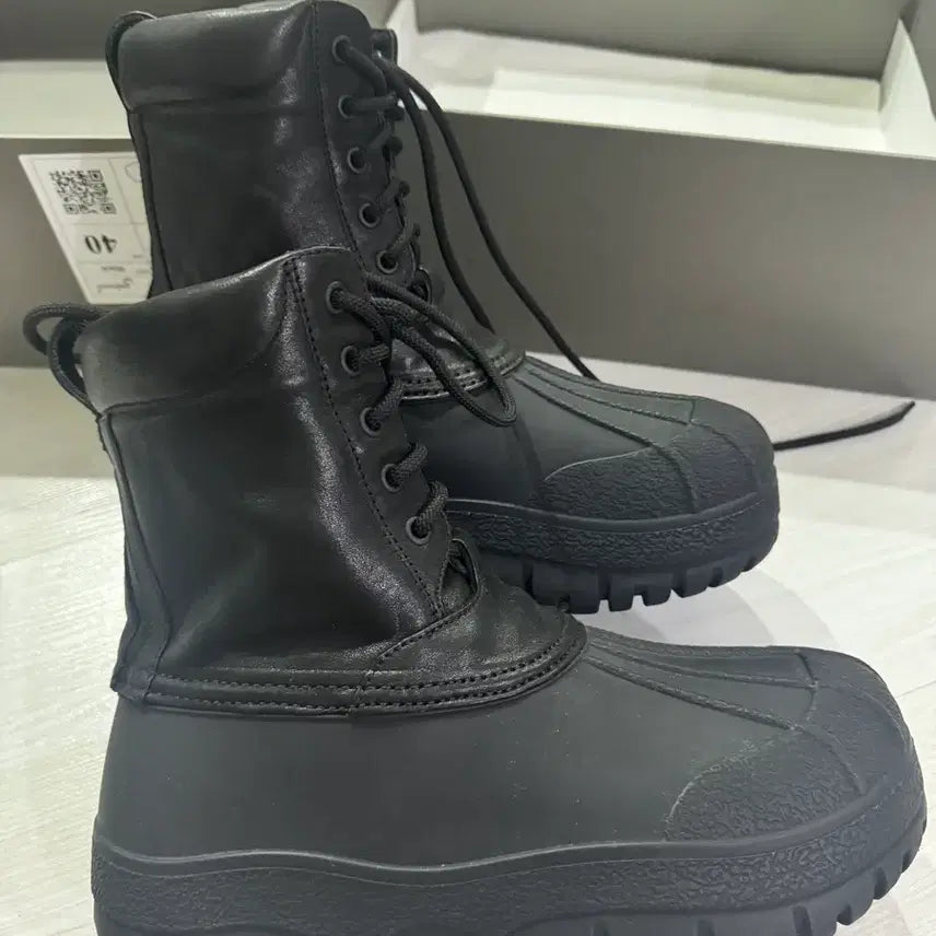 [BUNJANG] Gommet Huge Rubber Sole Boots / 골멧 huge rubber sole boots