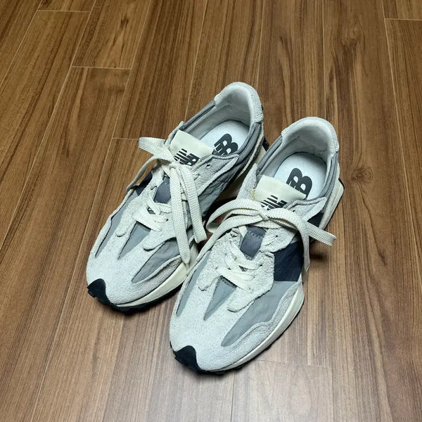 [BUNJANG] New Balance 327 Silver Grey D Standard Sneakers / [265] 뉴발란스 327 실버 그레이-D스탠다드 판매합니다.