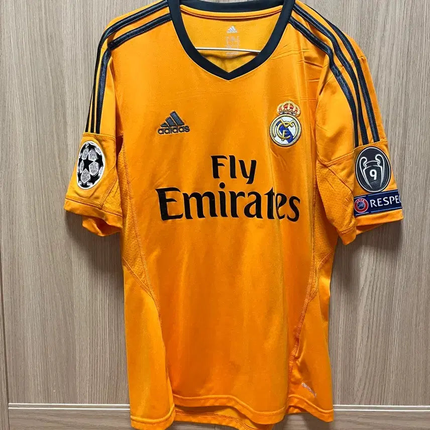 [BUNJANG] Real Madrid 13-14 Goalkeeper Jersey Sergio Ramos Size S / 13-14 레알마드리드 키퍼 유니폼세르지오 라모스 사이즈s
