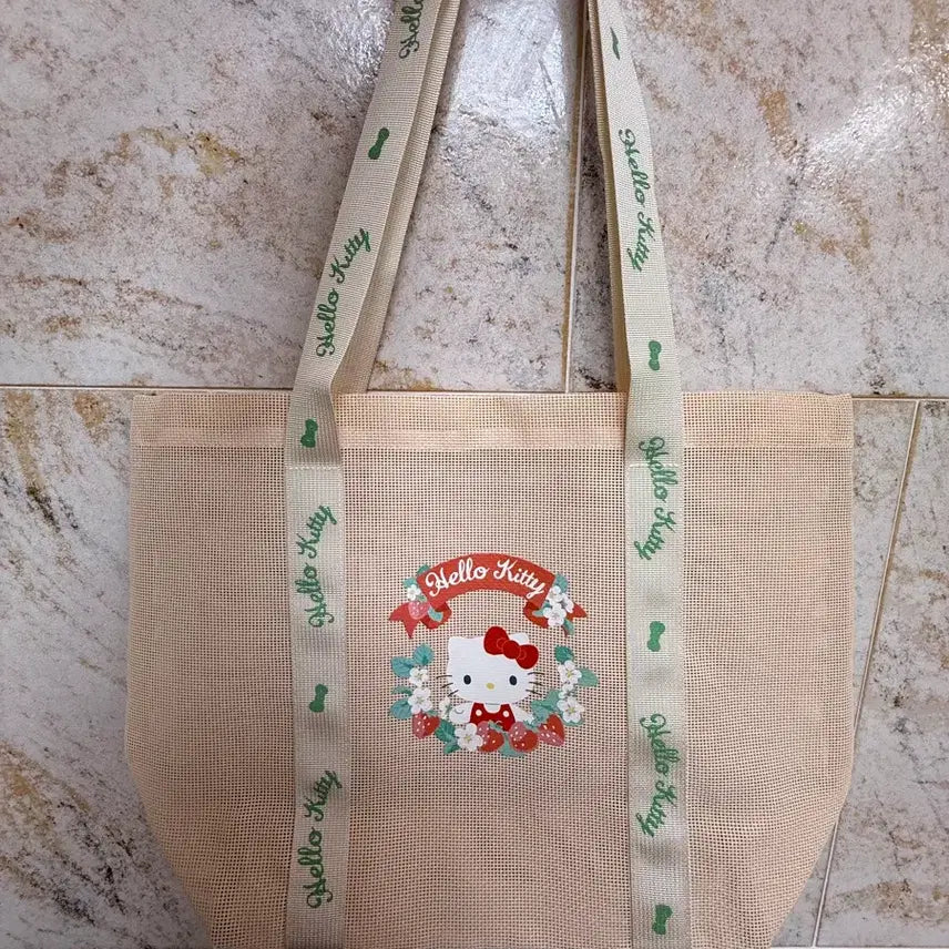 [BUNJANG] Hello Kitty Strawberry Mesh Eco Bag / 헬로키티 스트로베리 메쉬 에코백