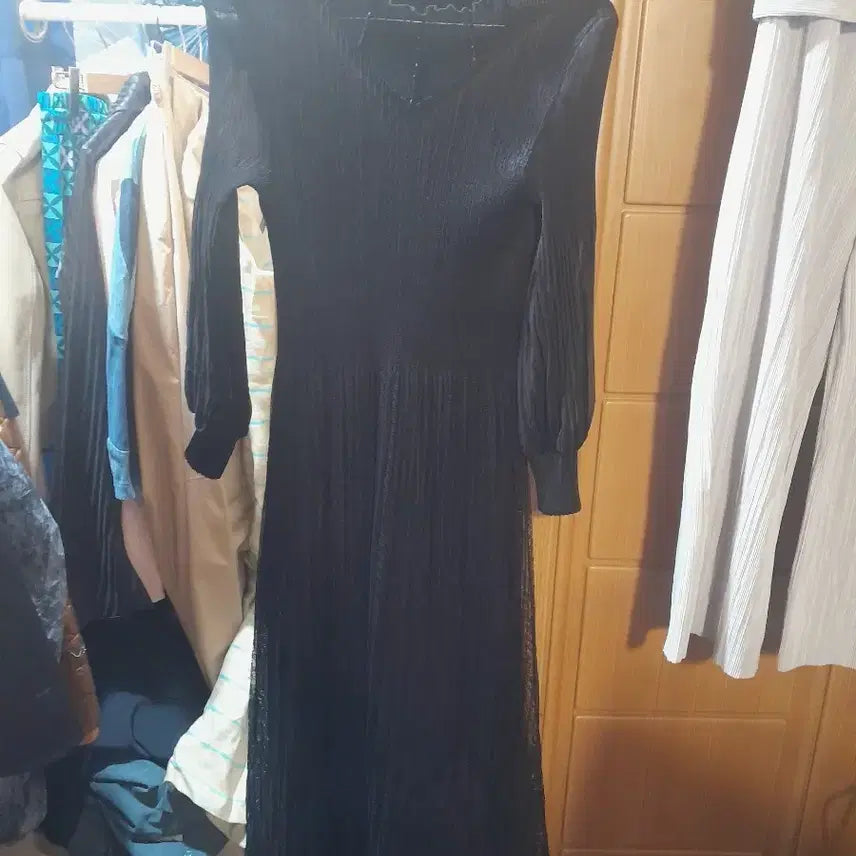 [BUNJANG] Pleated Long Dress One Size / 플리츠 원피스 프리사이즈