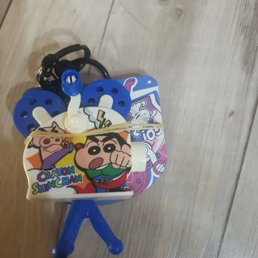 [BUNJANG] Crayon Shin-chan Beam Projector Keyring / 짱구는 못말려 빔프로젝터 키링