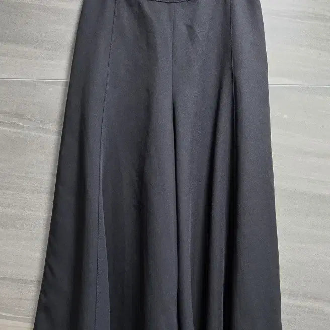 [BUNJANG] TIME Back-Banding Wide Culottes Pants / TIME 타임,  백밴딩  와이드 큐롯팬츠