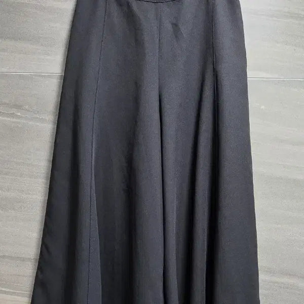 [BUNJANG] TIME Back-Banding Wide Culottes Pants / TIME 타임,  백밴딩  와이드 큐롯팬츠