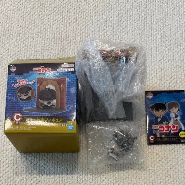 [BUNJANG] Detective Conan Mirror Figure / 새상품) 명탐정 코난 C 거울 피규어 / 코난 C 피규어 / 코난 거울 피규어