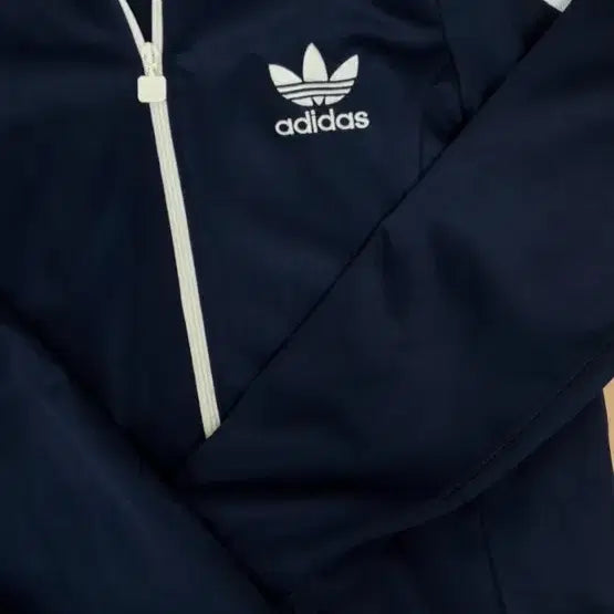 [BUNJANG] Adidas Europa Jersey Navy / 아디다스 유로파 져지
