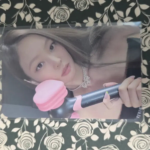 [BUNJANG] BLACKPINK Jennie Bping Cheer Stick Photocard / 블랙핑크 블핑 포토카드 포카 제니 jennie 뿅봉 응원봉