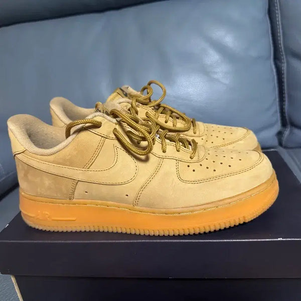 [BUNJANG] Nike Air Force 1 '07 'Wheat' Sneakers Size 255 / 나이키 된장 포스 사이즈 255 팝니다