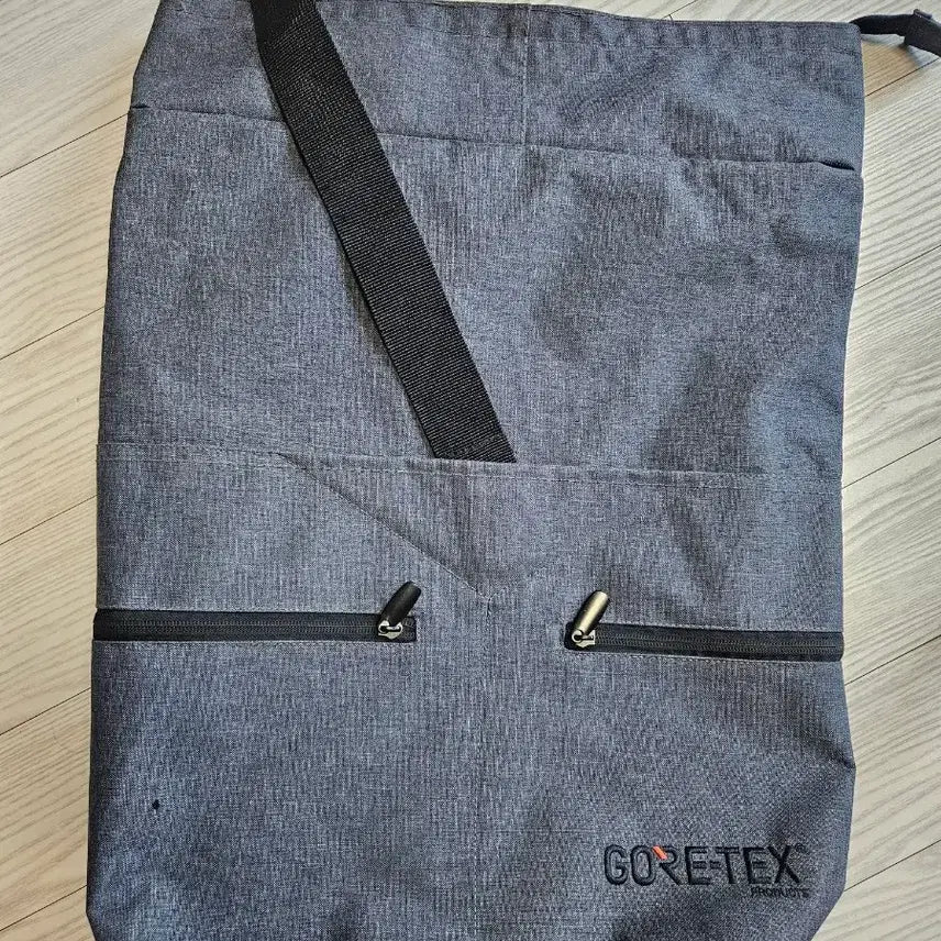 [BUNJANG] Gore-Tex Grey Backpack / 고어텍스 그레이 백팩