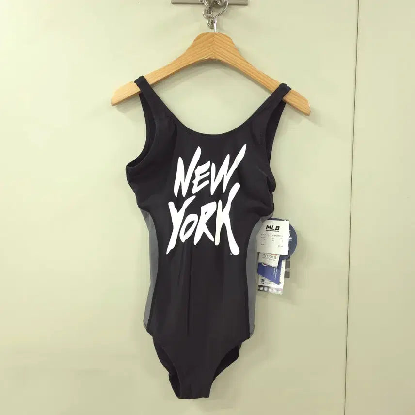 [BUNJANG] MLB New York Women's One-Piece Swimsuit / MLB) 새상품 엠엘비뉴욕 여성 원피스 수영복