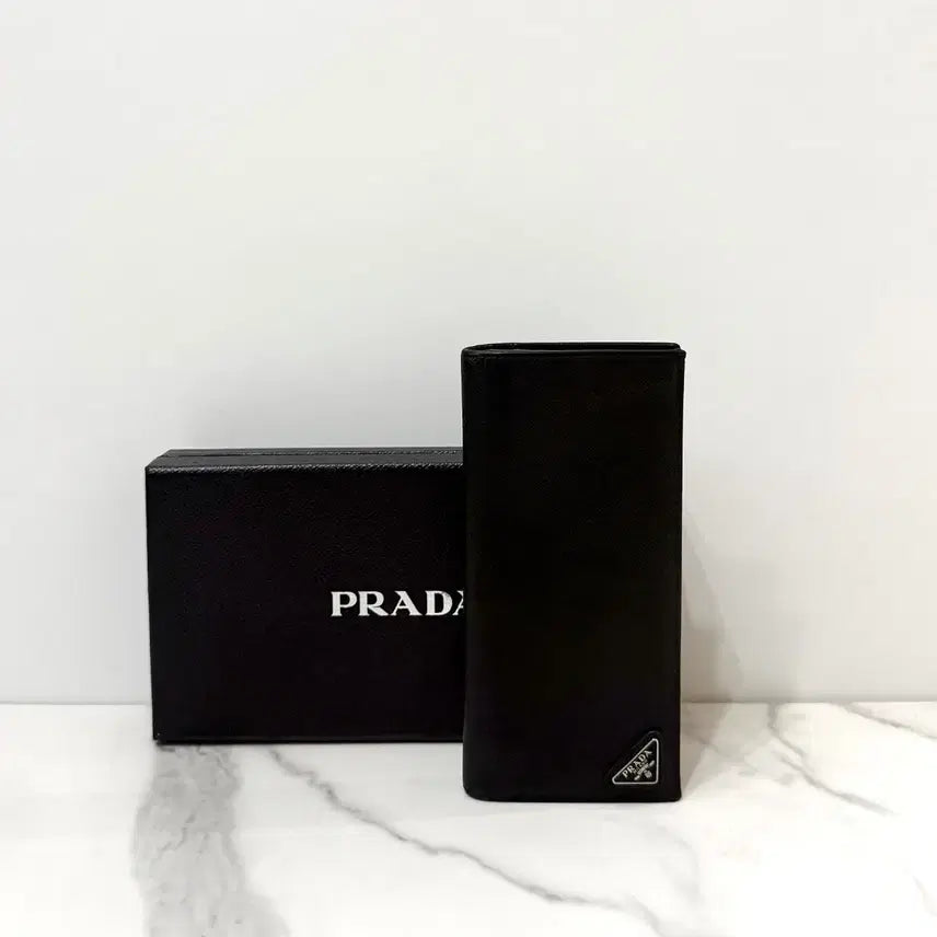 [BUNJANG] Prada Saffiano Leather Tri-Logo Long Wallet Black 2MV836 / 프라다 사피아노 레더 삼각로고 장지갑 블랙 2MV836