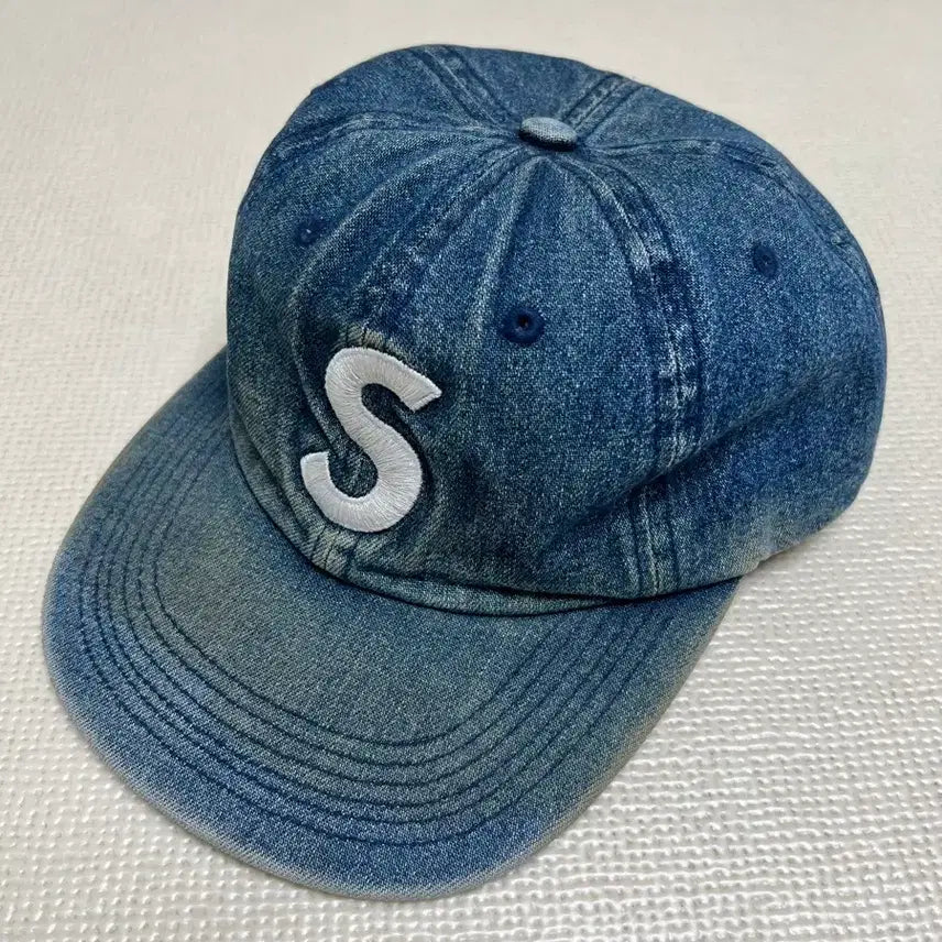 [BUNJANG] Supreme Washed Denim S Logo 6-Panel Cap / 17ss 슈프림 워싱데님 S로고 6패널캡