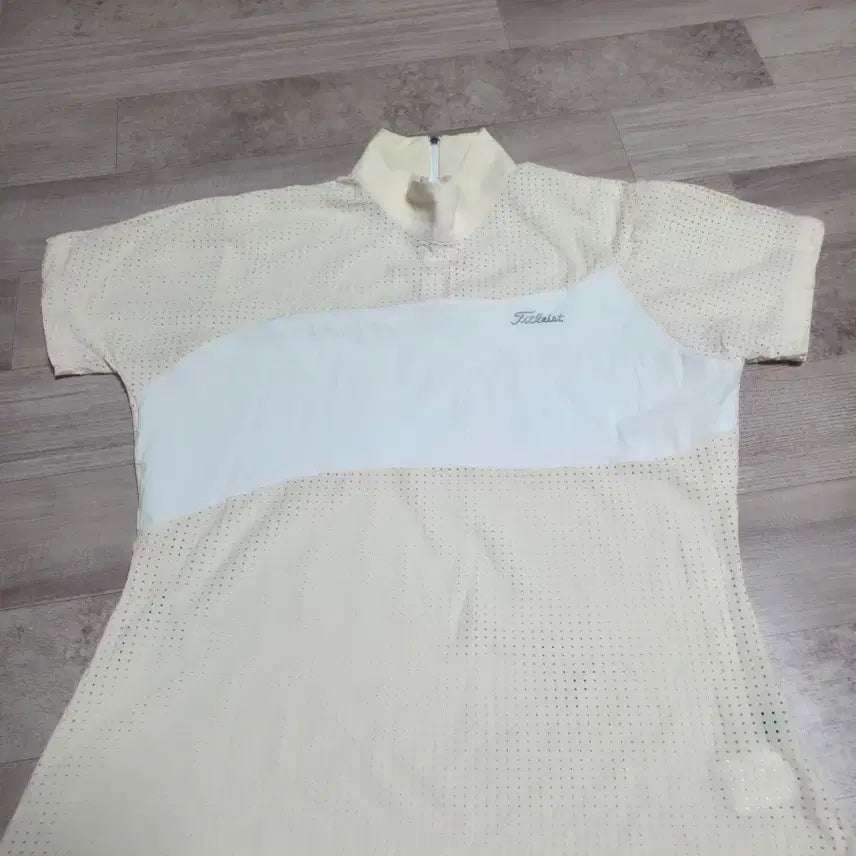 [BUNJANG] Titleist Women's Golf Wear Top / 타이틀리스트 여성 골프웨어 상의