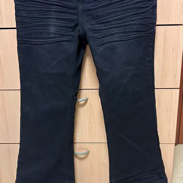 [BUNJANG] Skellexk Embossed Sagging Flare Jeans Black Boots Cut L / 스켈리웩 엠보 새깅 플레어 진 블랙  부츠컷  오피움 L(새상품)