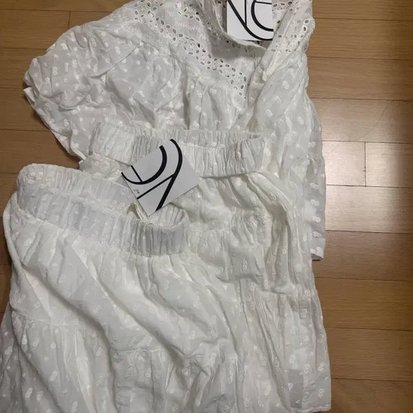 [BUNJANG] Paris & New York Isabelle Set-up Blouse & Skirts (S) / 파리앤뉴욕 이자벨셋업 s 사이즈