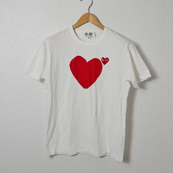 [BUNJANG] Comme des Garçons Play Double Heart T-Shirt, Size M / 꼼데가르송 정품 하트 반팔 티셔츠 플레이 더블하트 M