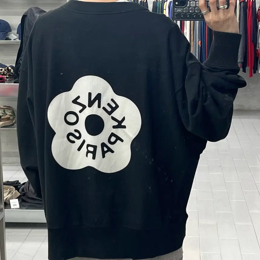 [BUNJANG] Kenzo Paris Back Logo Maxi Print Crewneck Sweatshirt Black / (2XL) 겐조 파리스 백 로고 맥시 프린트 크루넥 스웨트셔츠 블랙