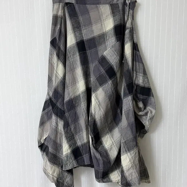 [BUNJANG] Vintage Check Asymmetrical Long Skirt / 빈티지 체크 언발란스 롱 스커트