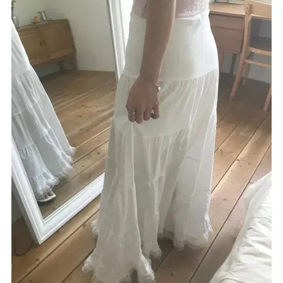 [BUNJANG] Cloud Emotion White Tiered Long Skirt / 클라우드이모션-화이트 캉캉 롱 스커트