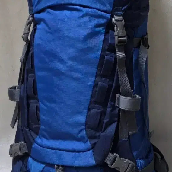 [BUNJANG] Deuter Aircontact 35+10 New Model Hiking Backpack / [신형] 도이터 에어컨텍트 35+10 등산배낭 비박배낭 여행캠핑백팩