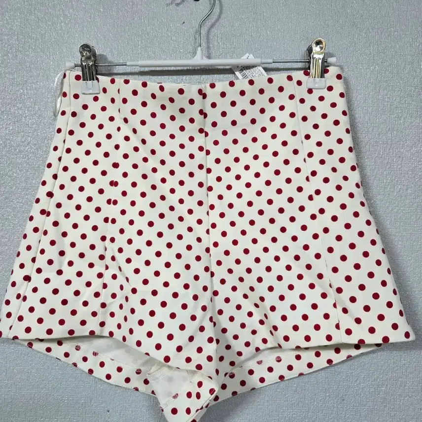 [BUNJANG] Zara Polka Dot Mini Shorts XS / 자라 도트 미니반바지 XS