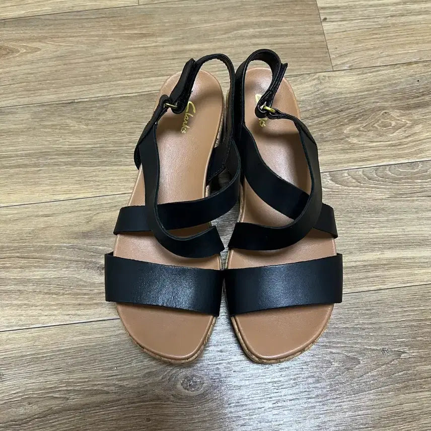 [BUNJANG] Clarks Women's Sandals Size 230 / 클락스 샌들 230