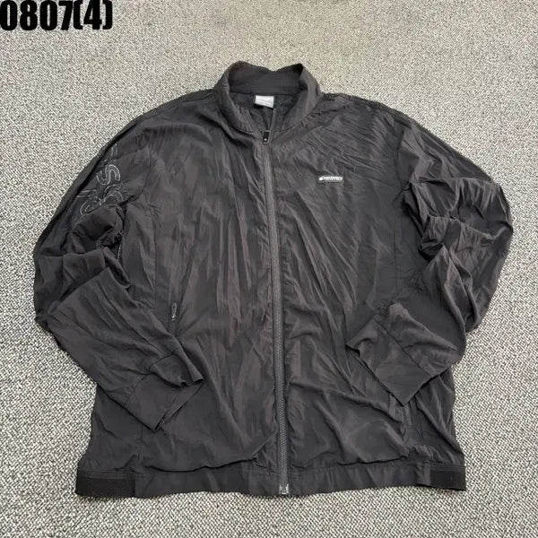 [BUNJANG] Discovery Expedition Windbreaker Jumper Size 105 / 디스커버리 바람막이 점퍼 105 0807
