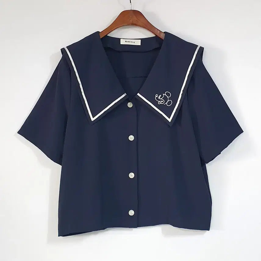 [BUNJANG] Romi Story Embroidered Sailor Collar Blouse / Romi story 미키자수 세일러카라 블라우스 66-77